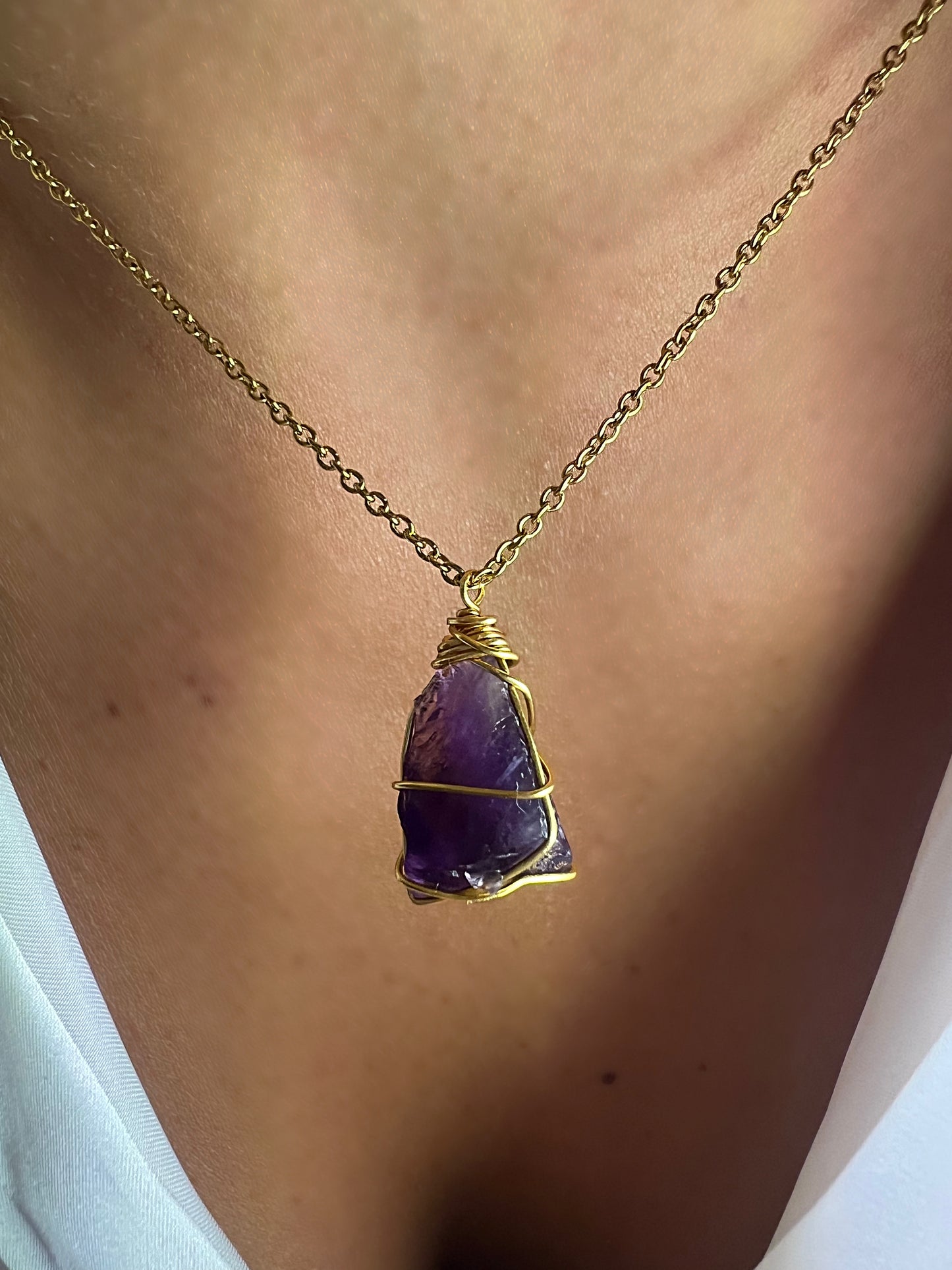 Collier fin en Pierre