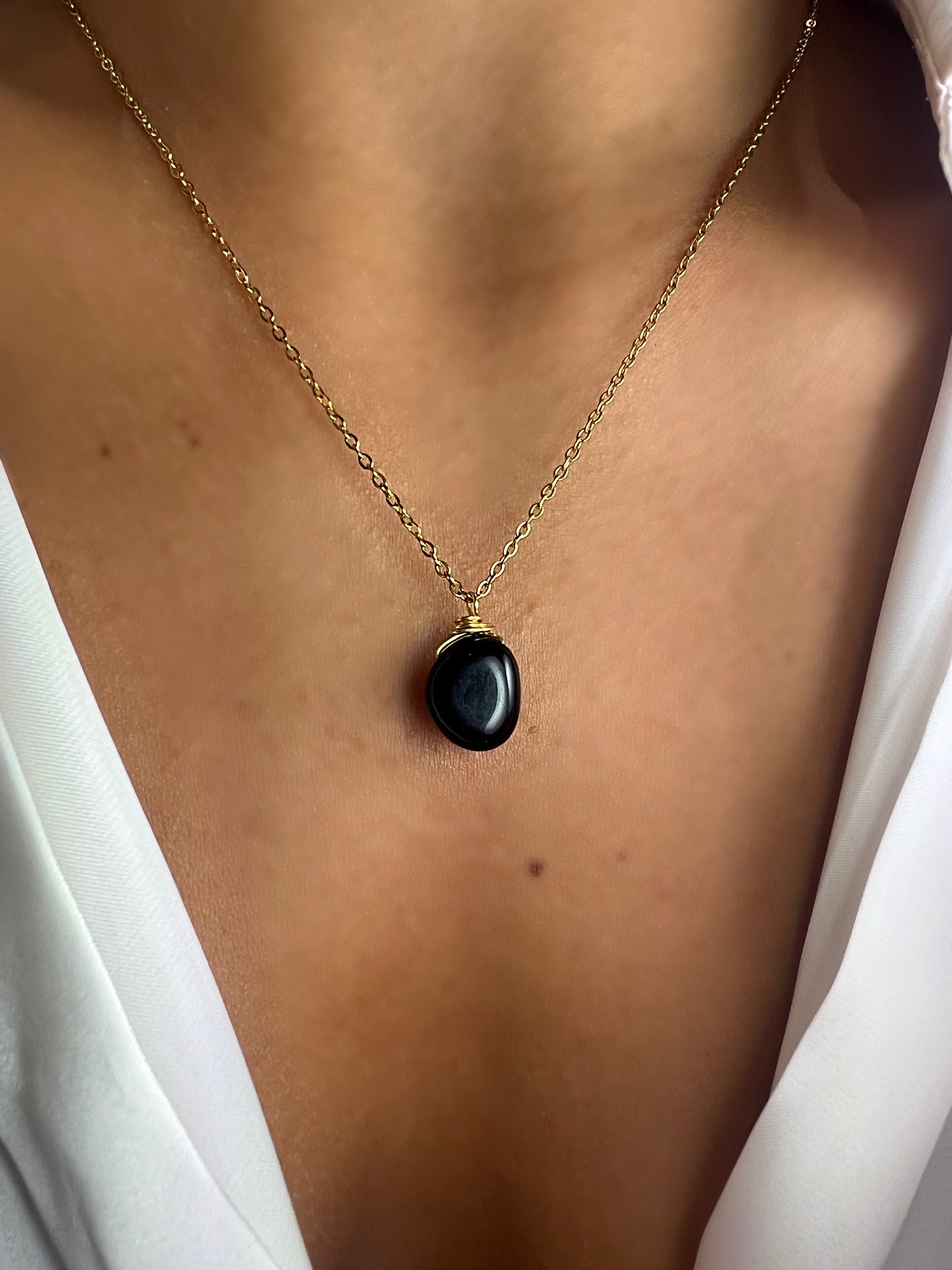 Collier fin en Pierre