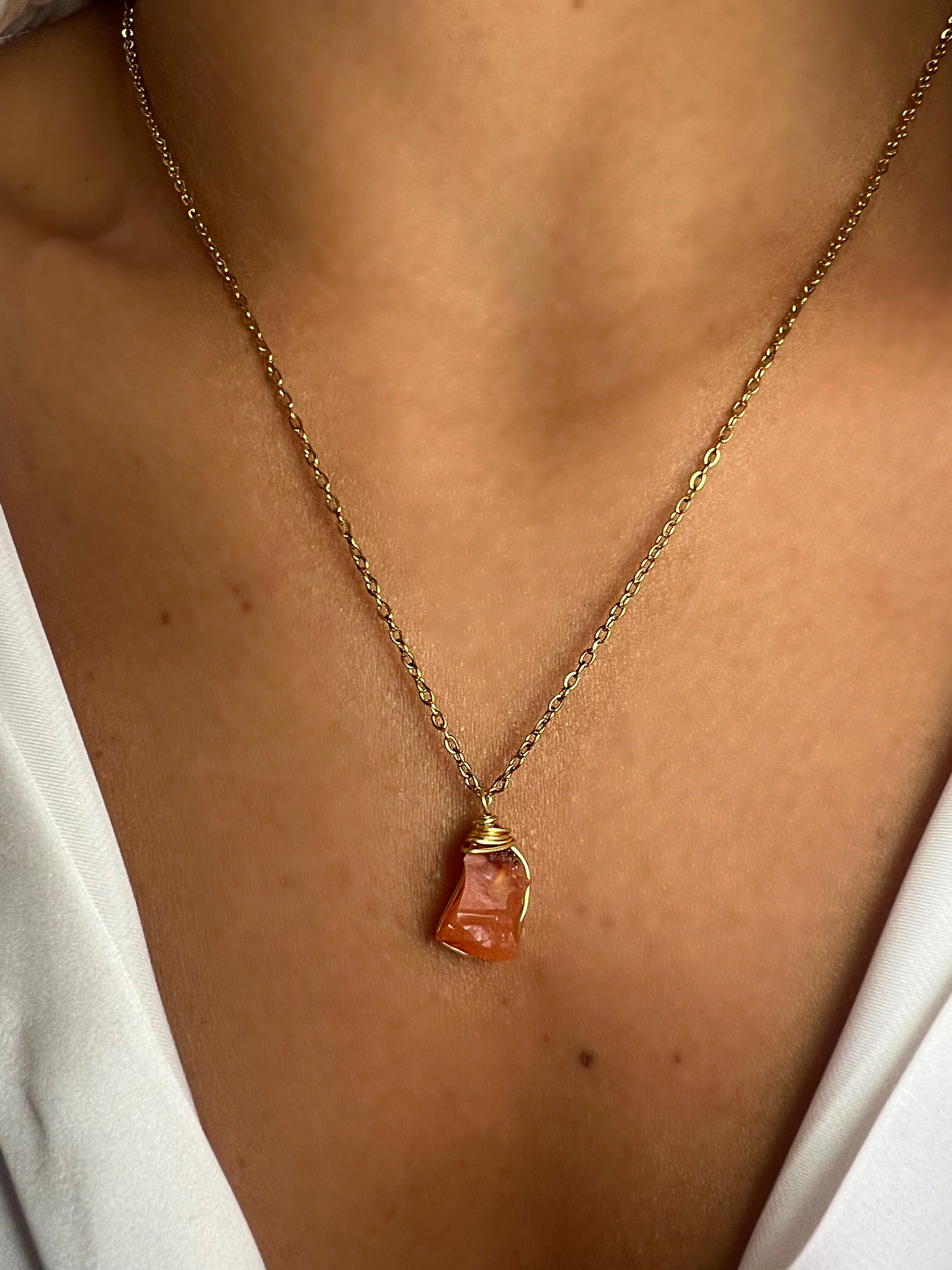Collier fin en Pierre