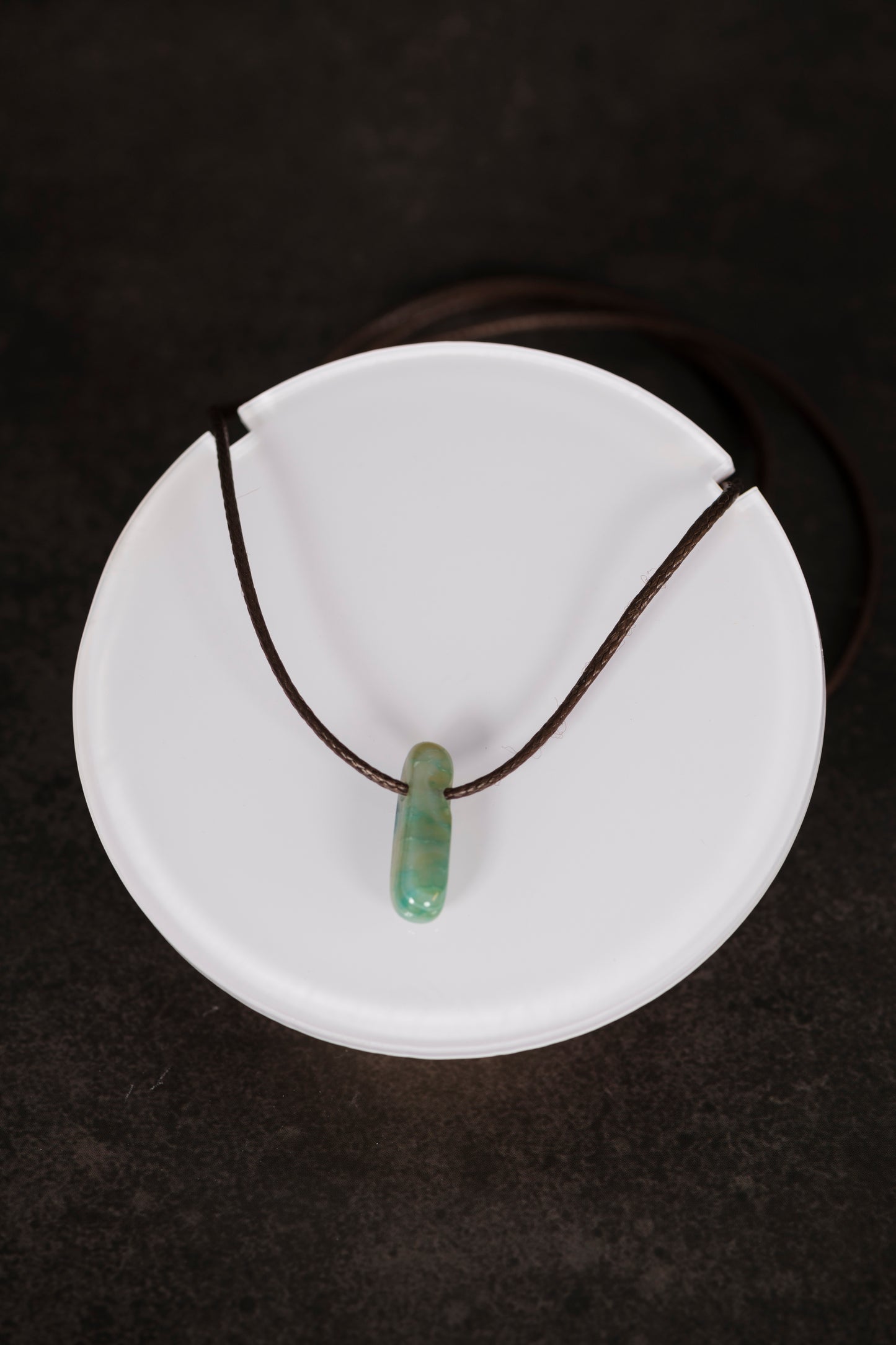 Collier en cuire