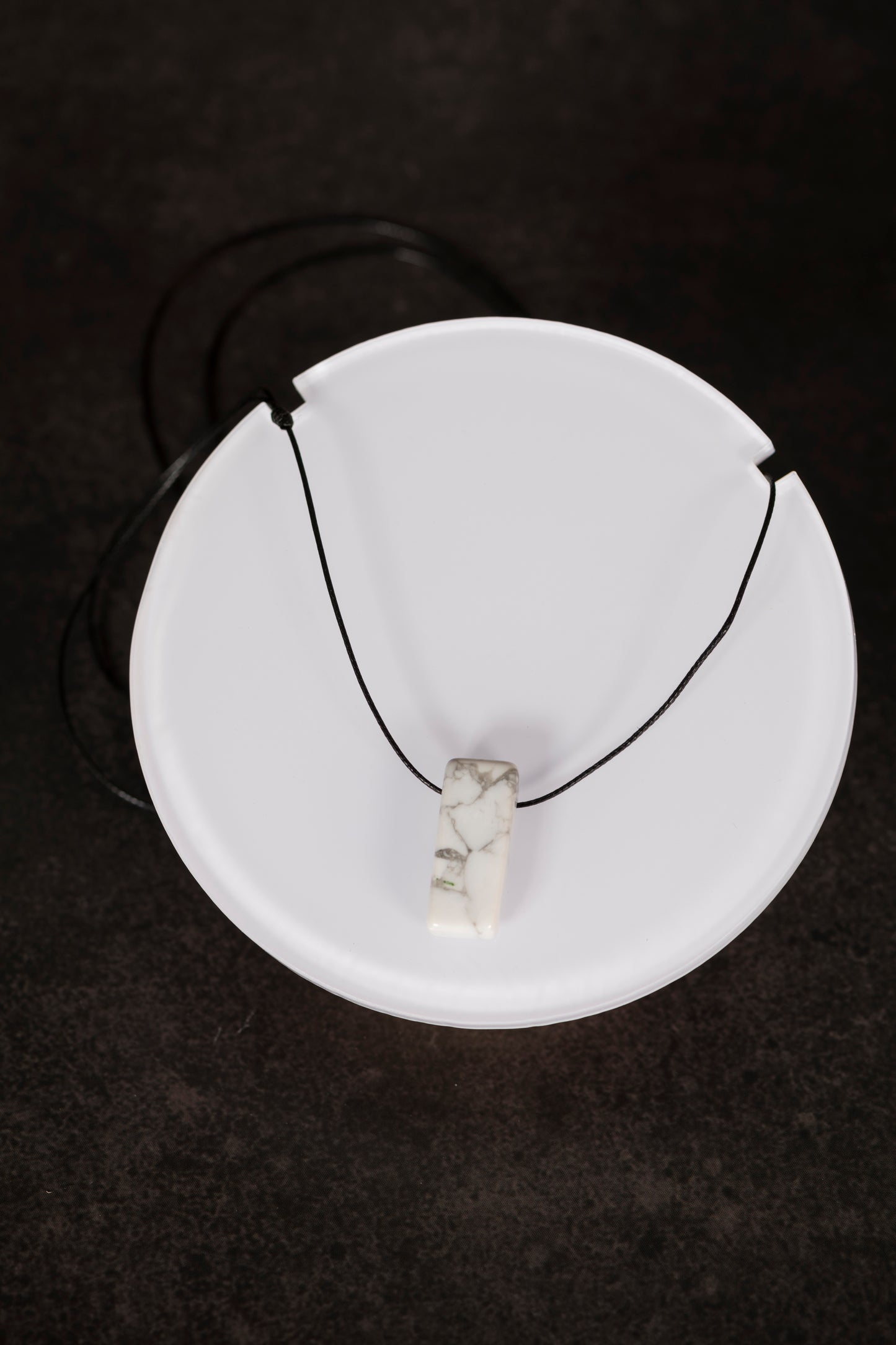 Collier en cuire