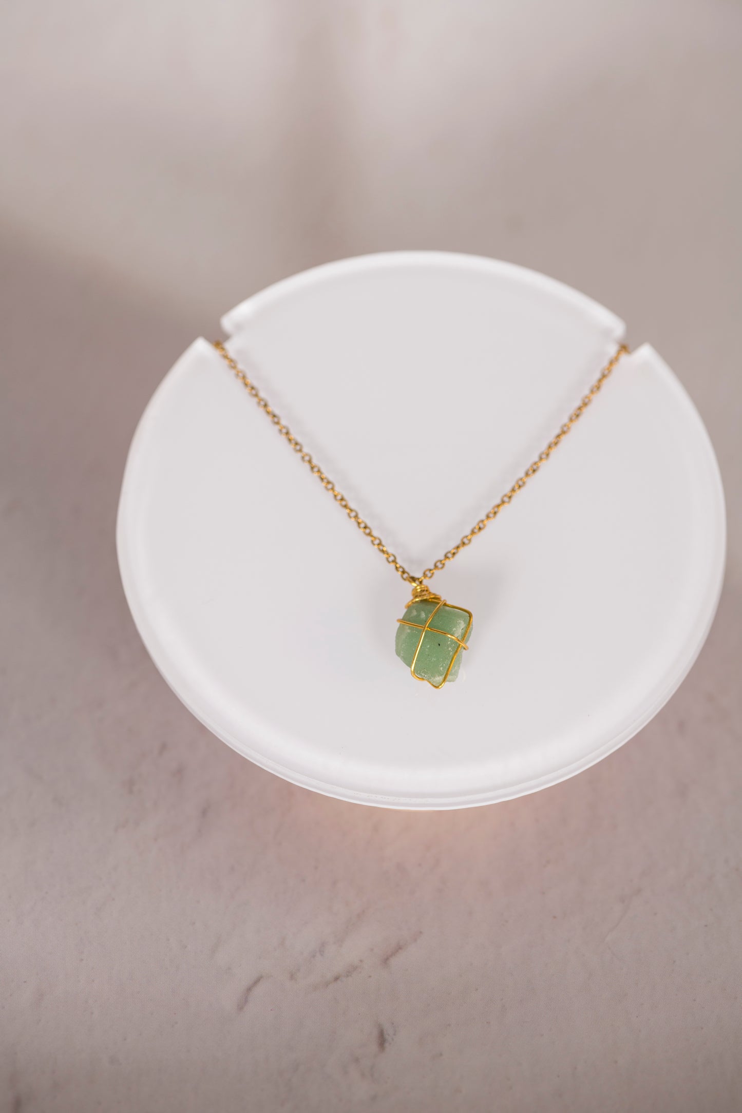 Collier fin en Pierre