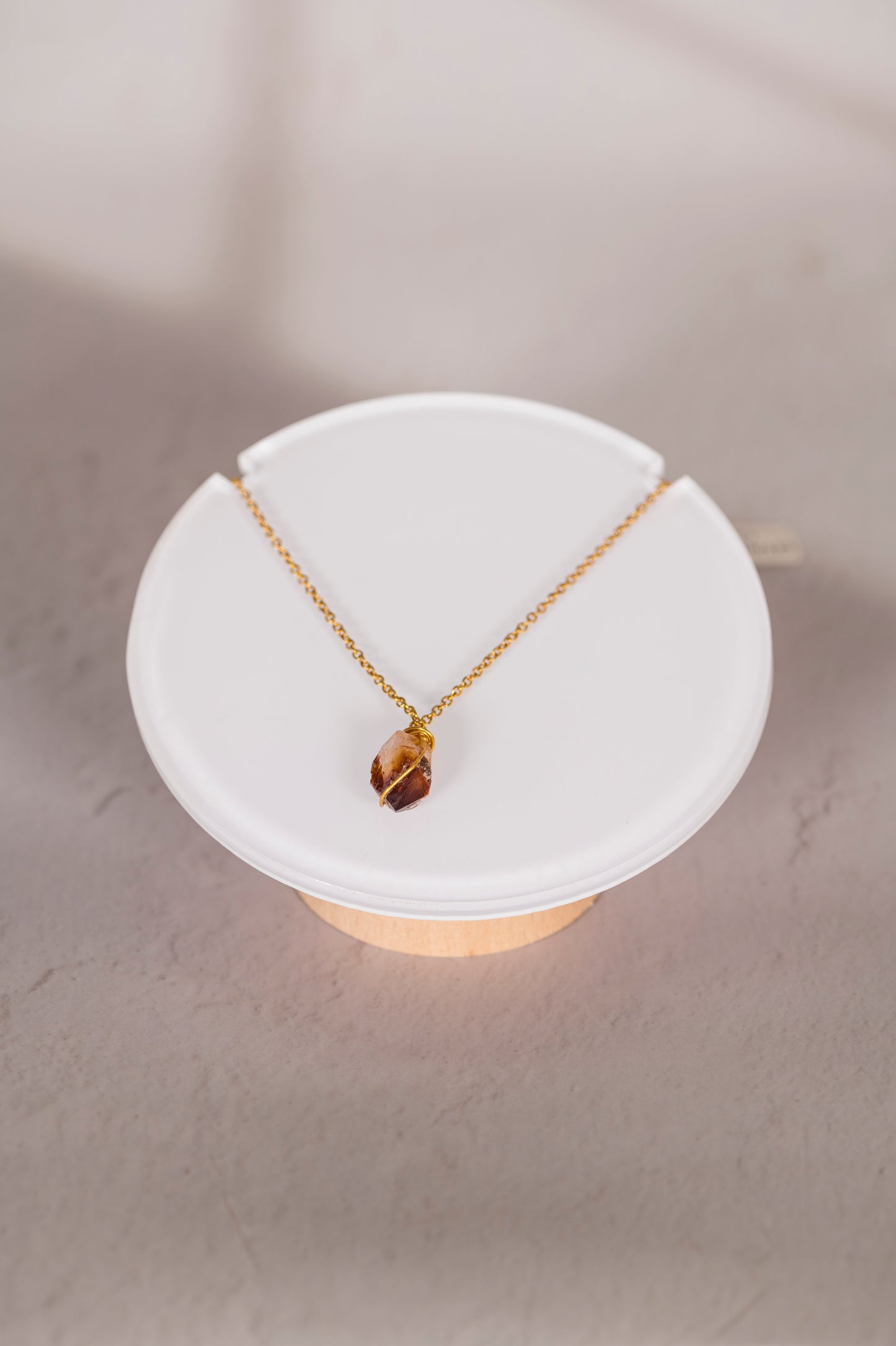 Collier fin en Pierre